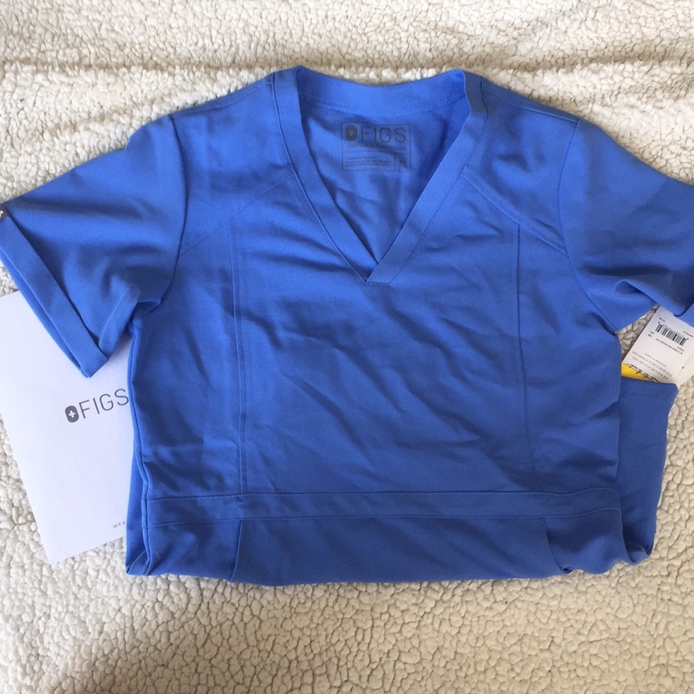 NWT Figs Flores Peplum Scrub Top- Ceil Blue